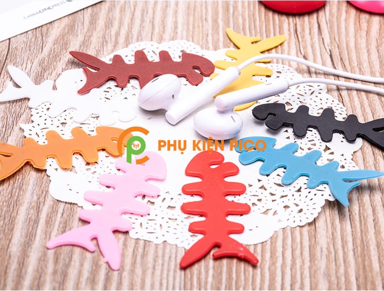 Dụng cụ quấn thu gọn dây tai nghe hình xương cá - 5