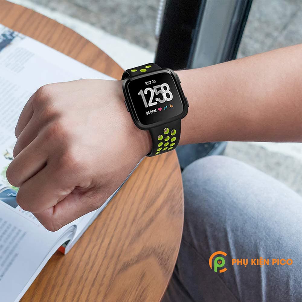 Dây đồng hồ Fitbit Versa 2 silicon hai màu có lỗ thoáng khí - 6