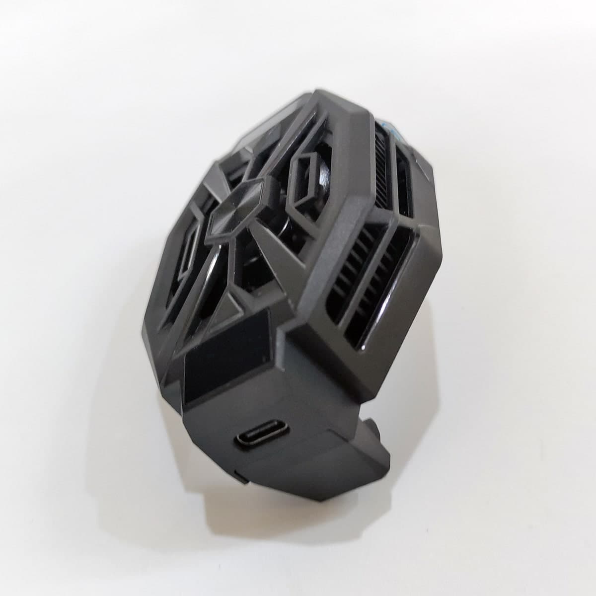 Quạt tản nhiệt điện thoại sò lạnh X31 màn hình hiển thị nhiệt độ led RGB - 5