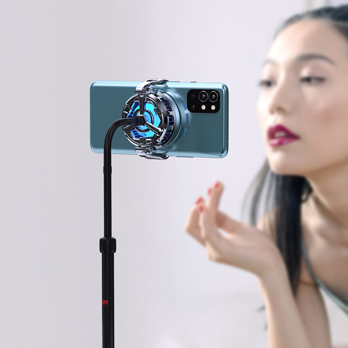 Quạt tản nhiệt điện thoại Ipad F16 sò lạnh từ tính led RGB hỗ trợ sạc không dây - 7