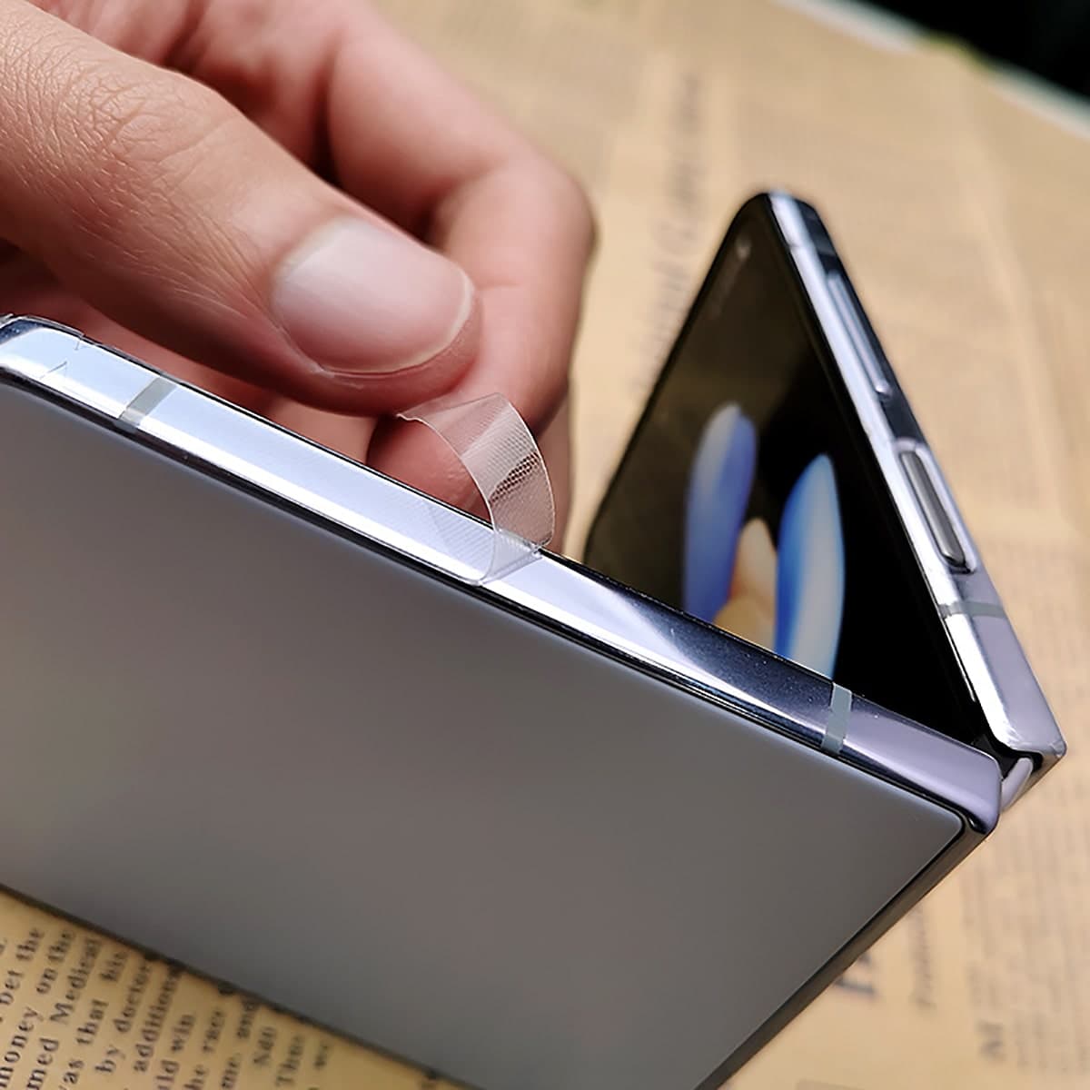 Dán viền Samsung Z Flip 5 - Dán bảo vệ khung viền Samsung Galaxy ZFlip 5 - 2 Bộ - 3