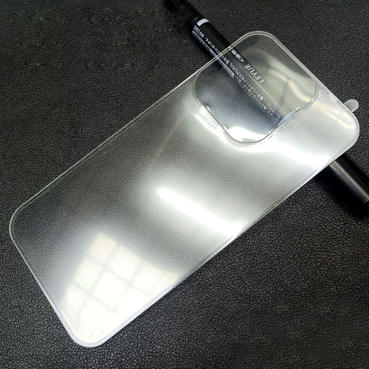 Cường lực lưng Iphone 16 Plus trong suốt full mặt lưng độ cứng 9H - 2